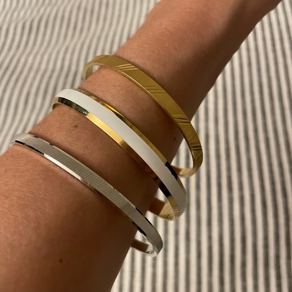 Vintage bangles - Picture 2 of 3